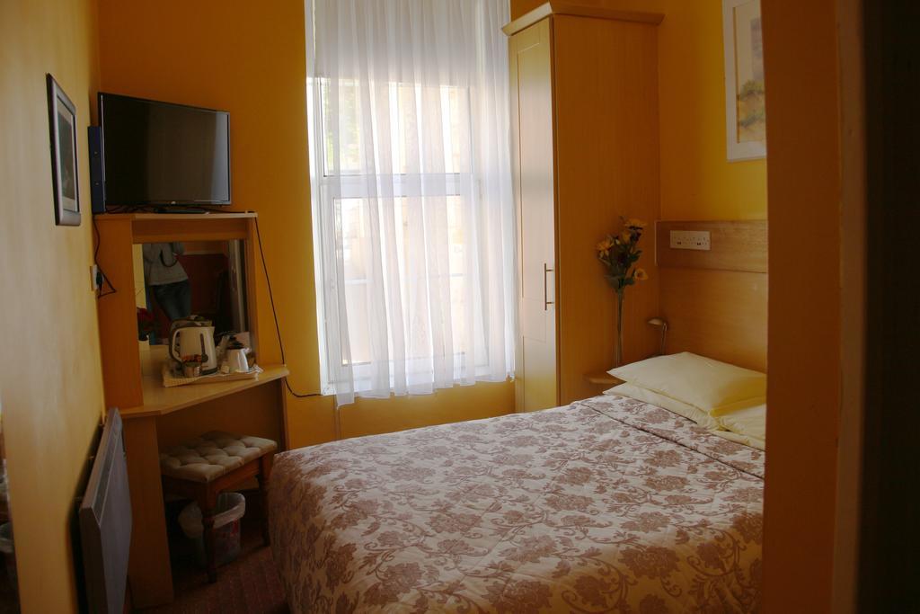 Number Forty Eight Bed and Breakfast Cork Esterno foto