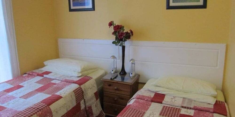Number Forty Eight Bed and Breakfast Cork Esterno foto